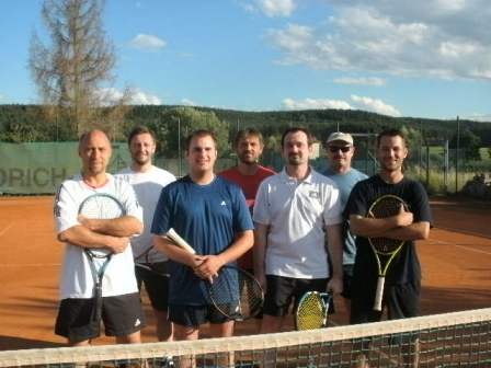 <&nbsp;Bild Herren 30 II&nbsp;>