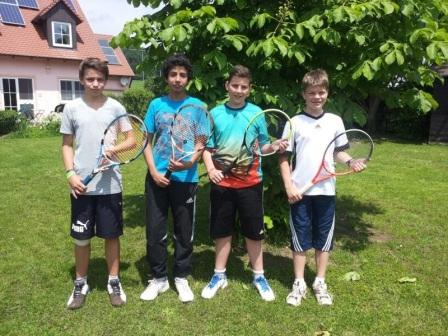 <&nbsp;Bild Knaben 14&nbsp;>