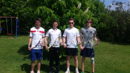 <&nbsp;Bild Herren&nbsp;>