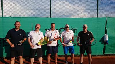 <&nbsp;Bild Herren 40 II&nbsp;>