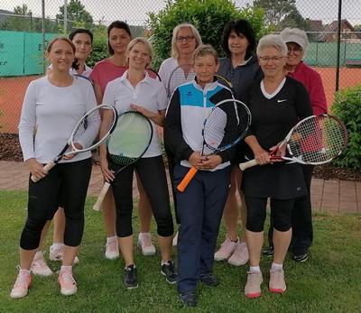 <&nbsp;Bild Damen 40 II&nbsp;>