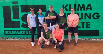 <&nbsp;Bild Damen 40&nbsp;>