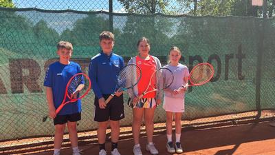 <&nbsp;Bild Knaben 15&nbsp;>